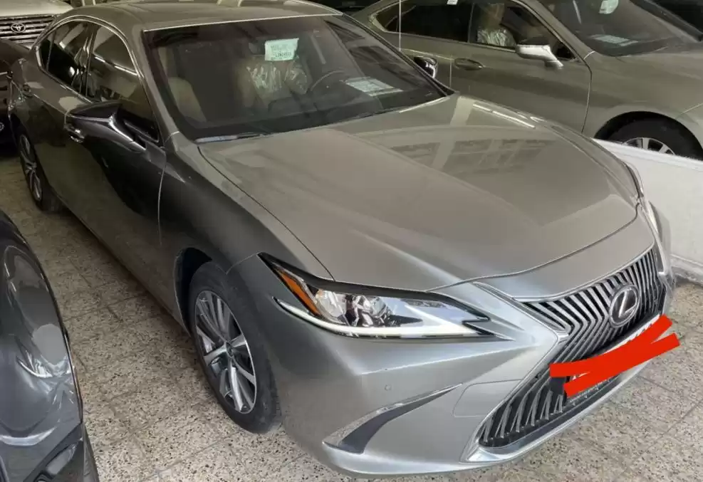 Usado Lexus ES Venta en Damasco #20050 - 1  image 